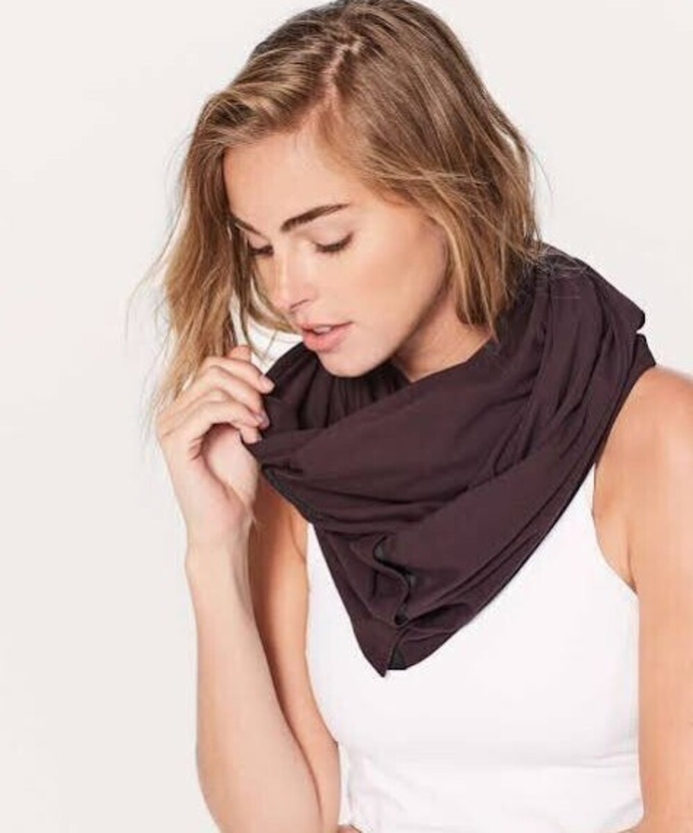 Lululemon Vinyasa Wrap Scarf - Deep Plum Purple Rulu Fabric (Multi-Way Snap)